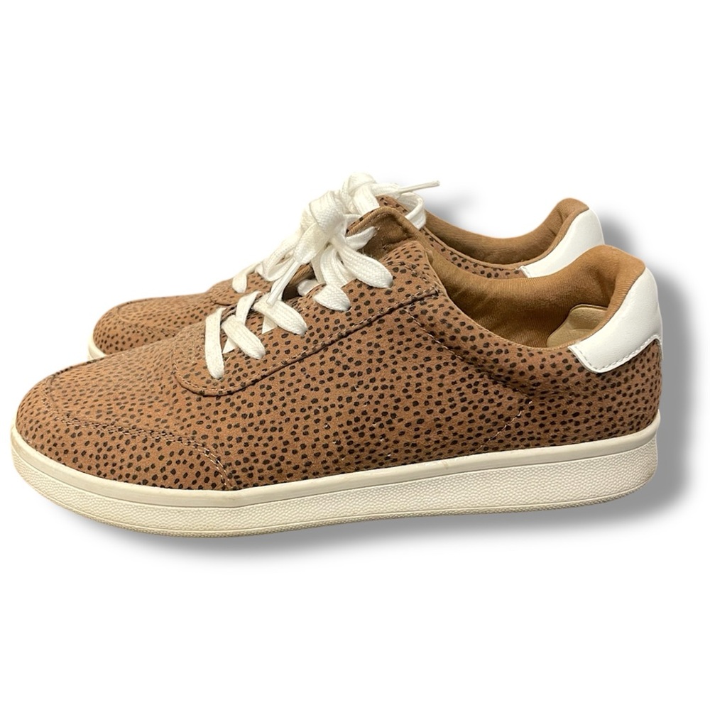 Women’s Old Navy Brown and White Lace-Up Sneakers Size 8 - Preowned